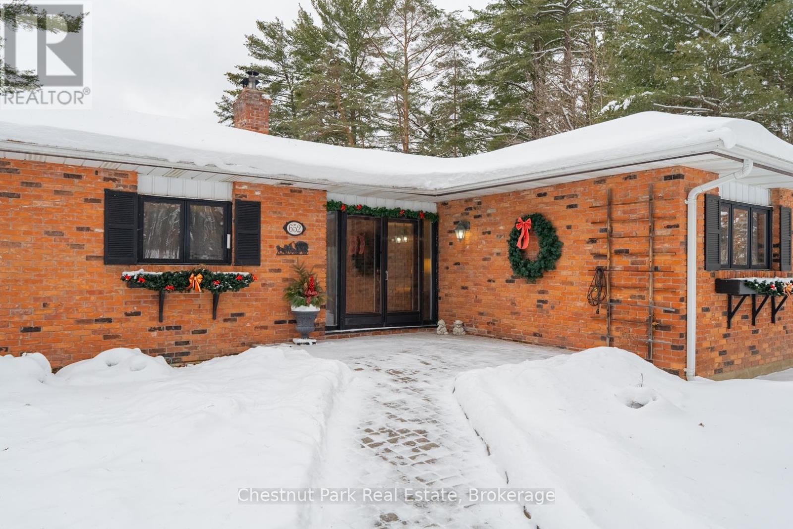 652 North Waseosa Lake Road, Huntsville, Ontario P1H 2J4 - Photo 34 - X12609340