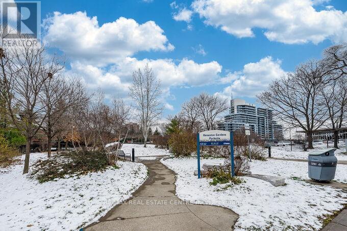 Ph#7/1207 - 7 Kenaston Gardens, Toronto, Ontario  M2K 0E9 - Photo 8 - C12609076