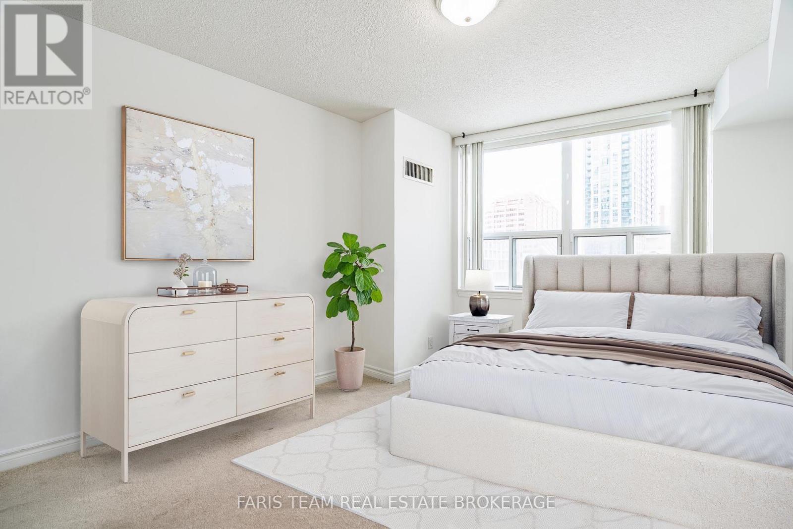 308 - 1 Elm Drive W, Mississauga, Ontario L5B 4M1 - Photo 14 - W12593432