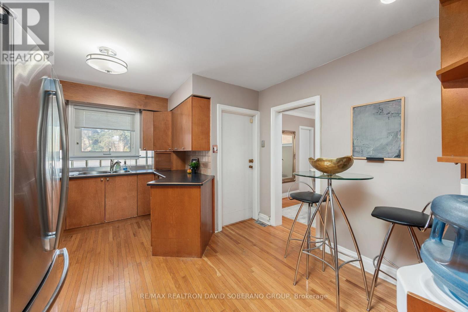 112 York Downs Drive, Toronto, Ontario  M3H 2G7 - Photo 12 - C12609298