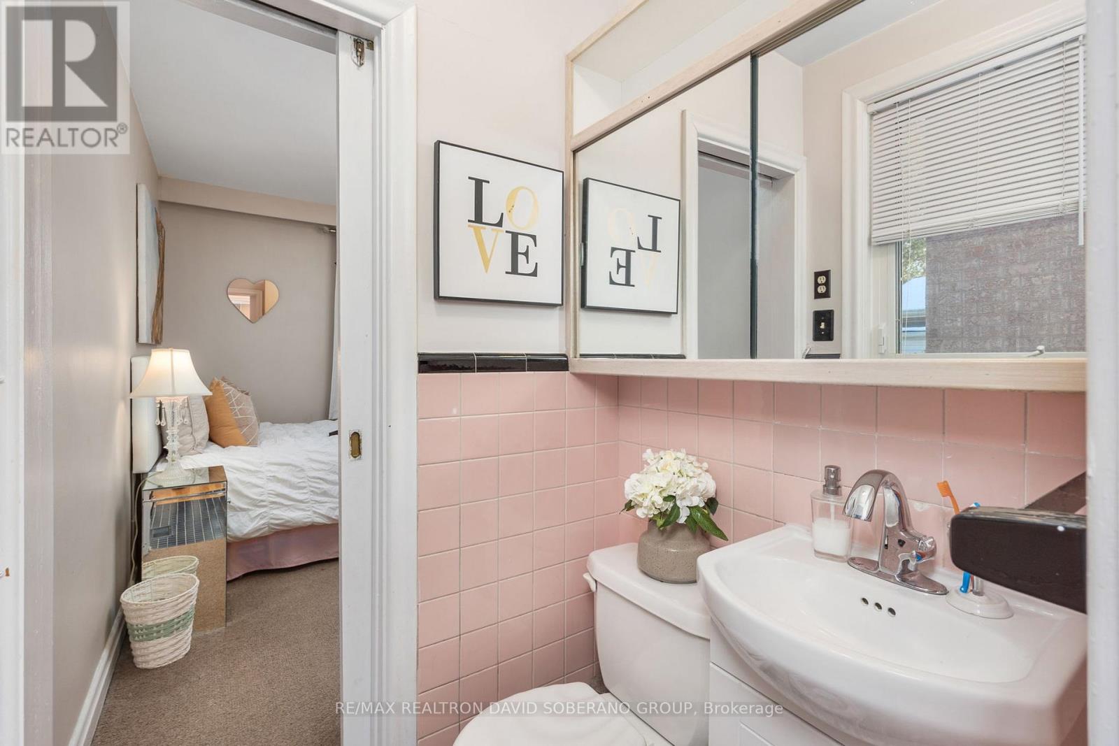 112 York Downs Drive, Toronto, Ontario  M3H 2G7 - Photo 21 - C12609298