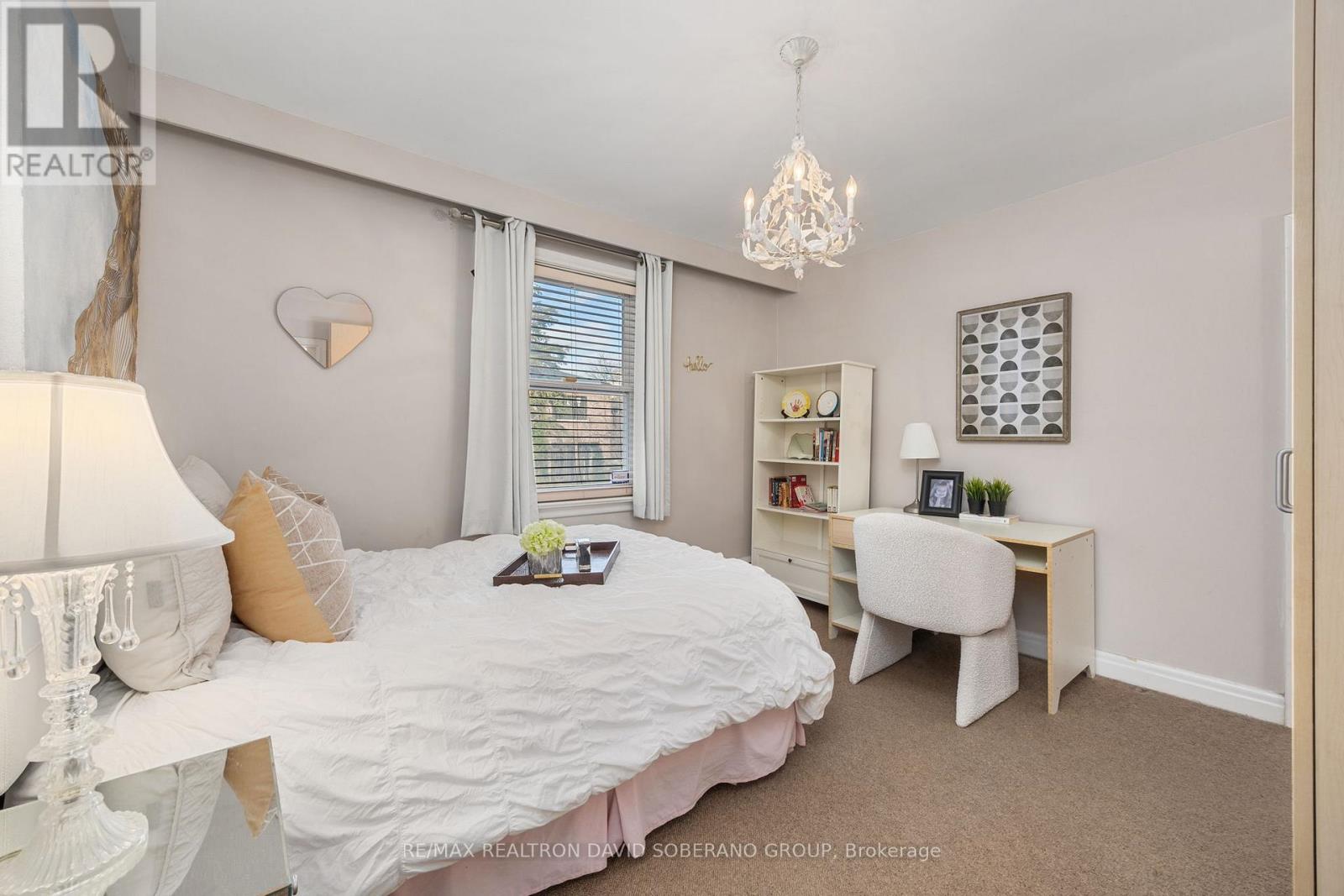 112 York Downs Drive, Toronto, Ontario  M3H 2G7 - Photo 24 - C12609298