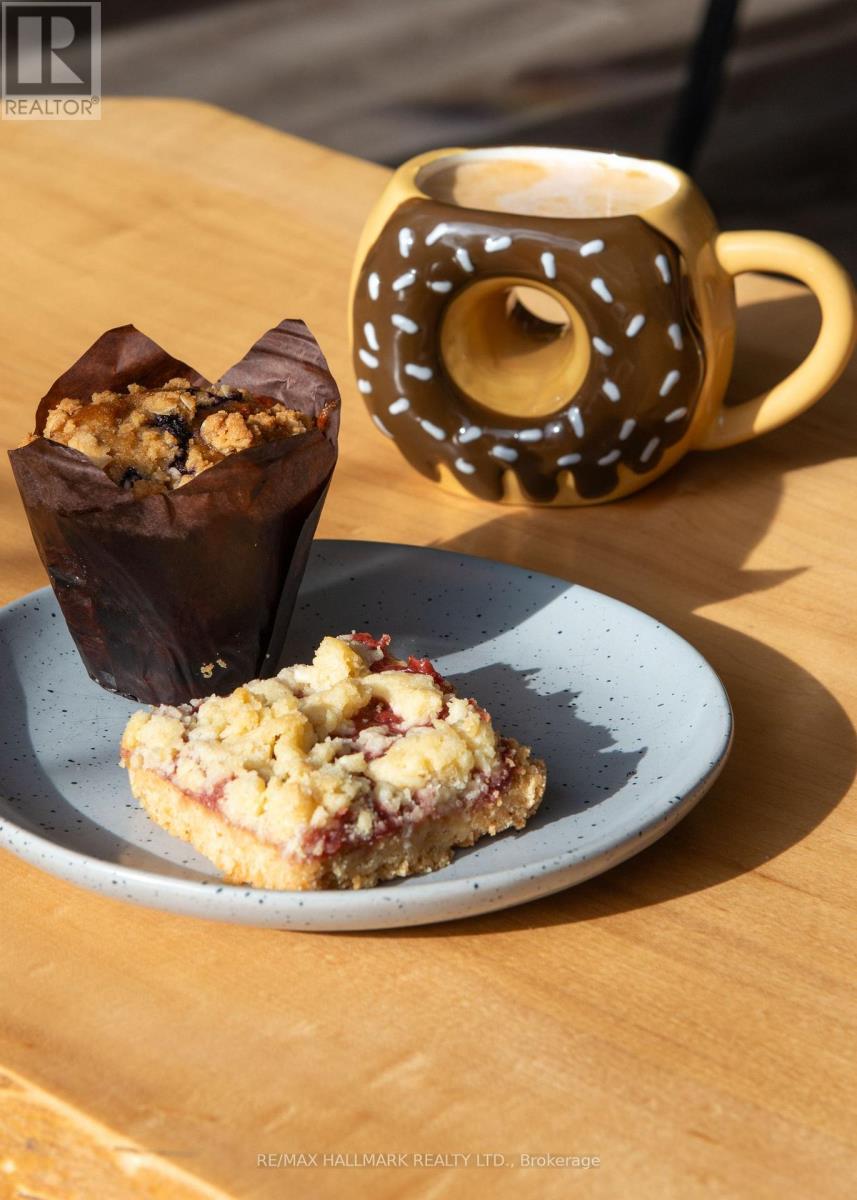 2256 Queen Street E, Toronto, Ontario  M4E 1G2 - Photo 14 - E12609304