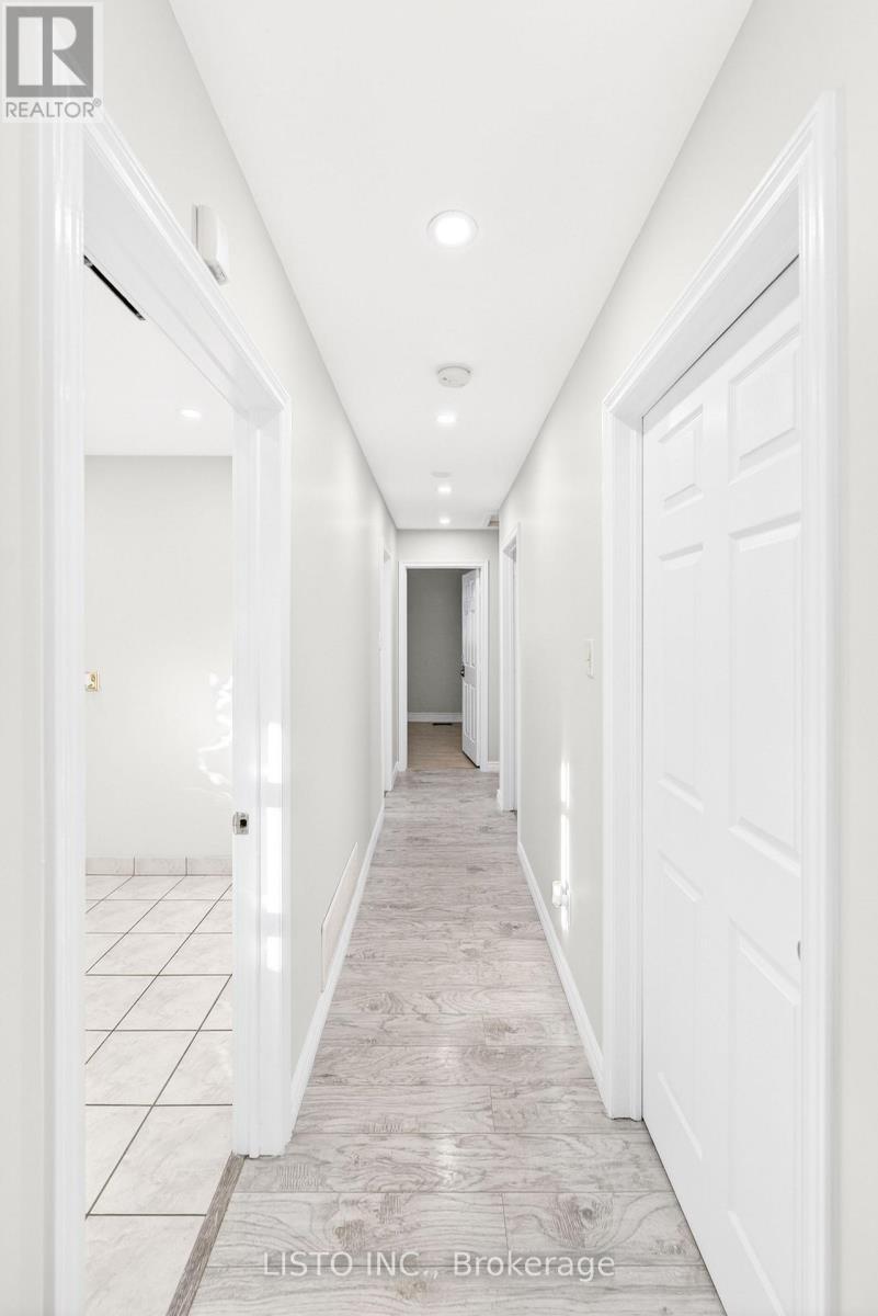 138 John Tabor Trail, Toronto (Malvern), Ontario  M1B 2V2 - Photo 13 - E12609308