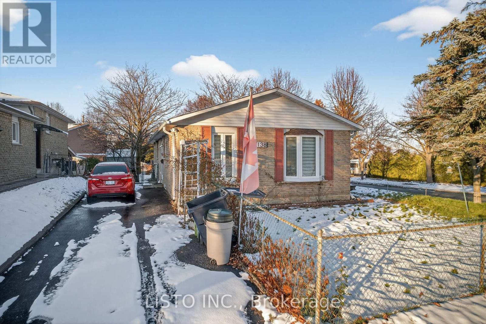 138 John Tabor Trail, Toronto (Malvern), Ontario  M1B 2V2 - Photo 2 - E12609308