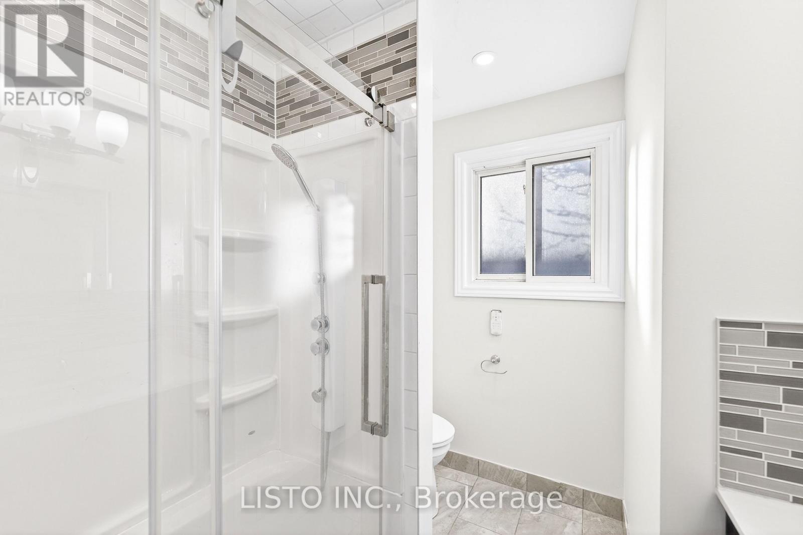 138 John Tabor Trail, Toronto (Malvern), Ontario  M1B 2V2 - Photo 20 - E12609308