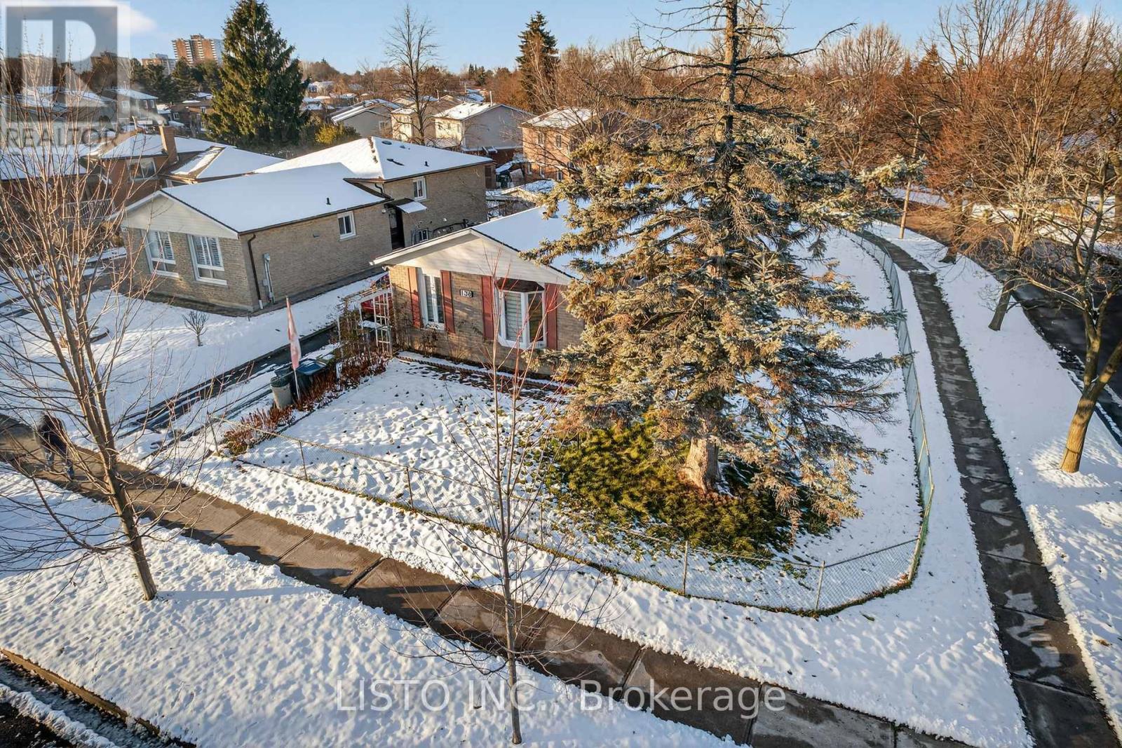 138 John Tabor Trail, Toronto (Malvern), Ontario  M1B 2V2 - Photo 35 - E12609308