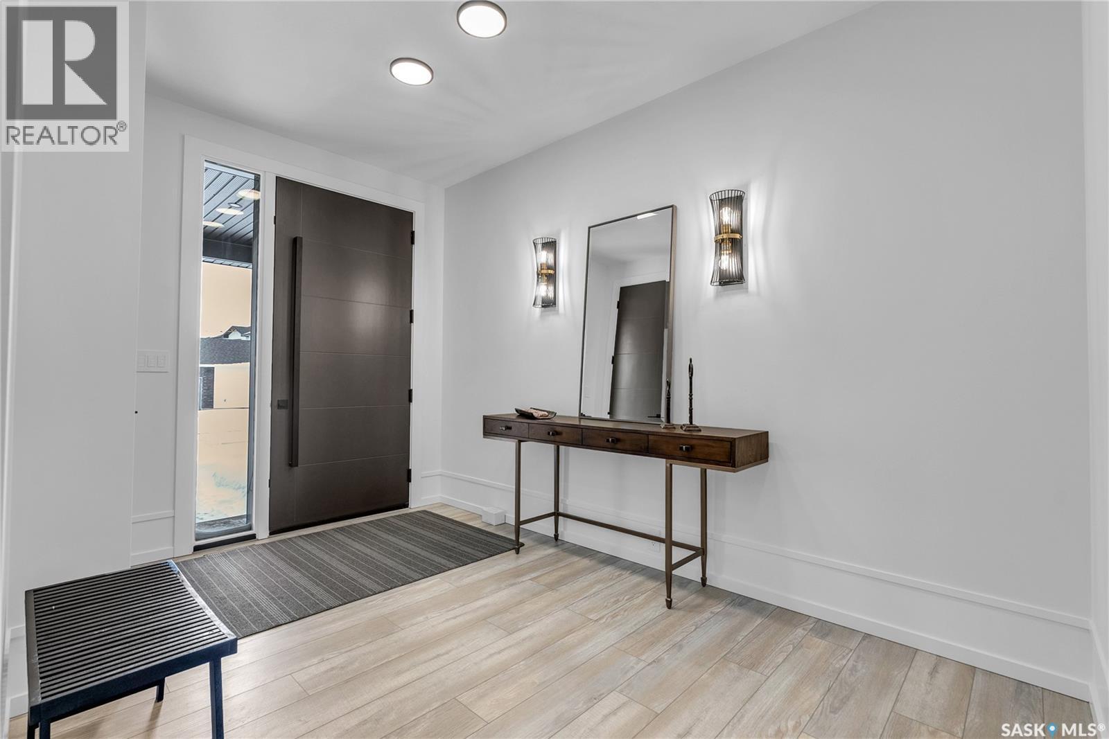 428 Woolf Bend, Saskatoon, Saskatchewan  S7W 1E5 - Photo 4 - SK019250