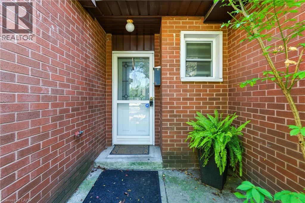 365 Cochrane Road, Hamilton, Ontario  L8K 6C2 - Photo 3 - 40774710