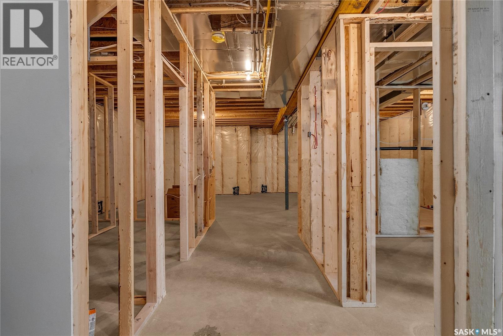 428 Woolf Bend, Saskatoon, Saskatchewan  S7W 1E5 - Photo 42 - SK019250