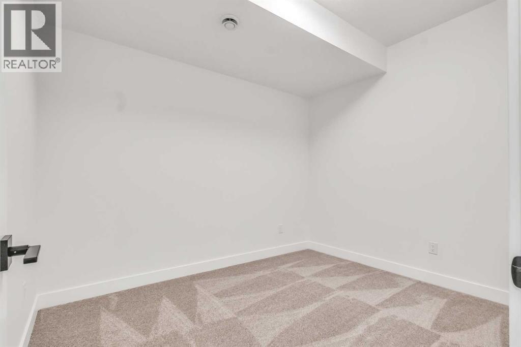 642 25 Avenue Nw, Calgary, Alberta T2M 2A9 - Photo 40 - A2272555