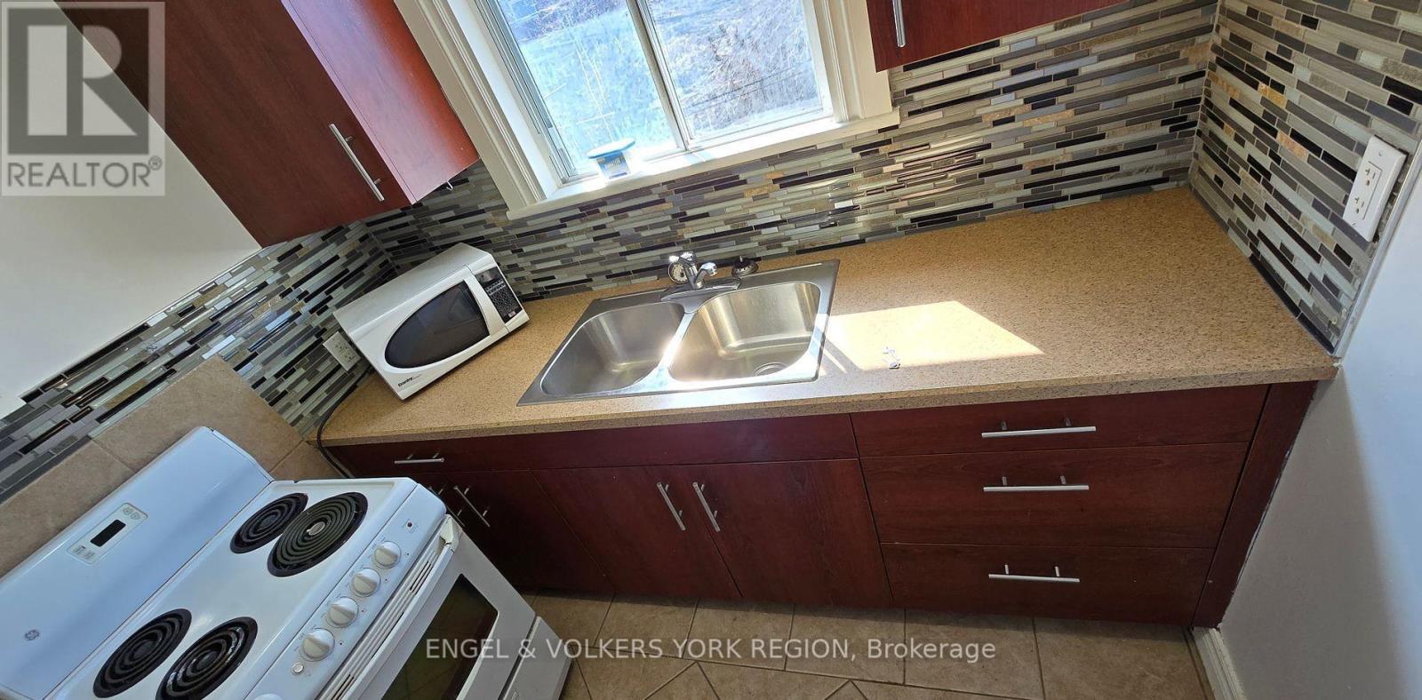 2 - 41 Essa Road S, New Tecumseth, Ontario  L9R 1N6 - Photo 10 - N12609280