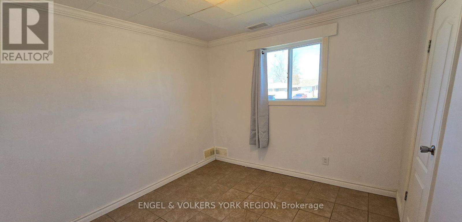 2 - 41 Essa Road S, New Tecumseth, Ontario  L9R 1N6 - Photo 14 - N12609280