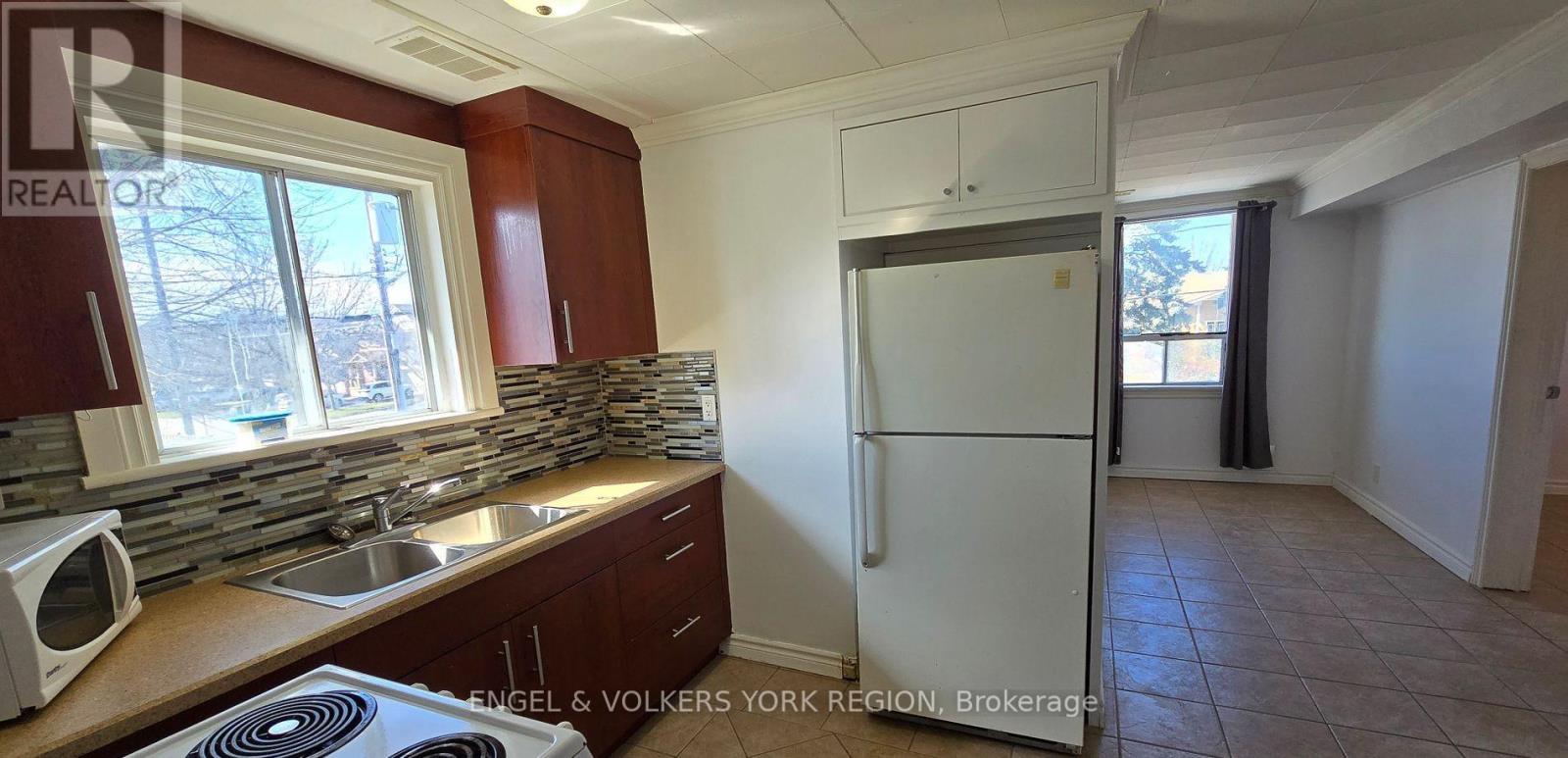 2 - 41 Essa Road S, New Tecumseth, Ontario  L9R 1N6 - Photo 8 - N12609280