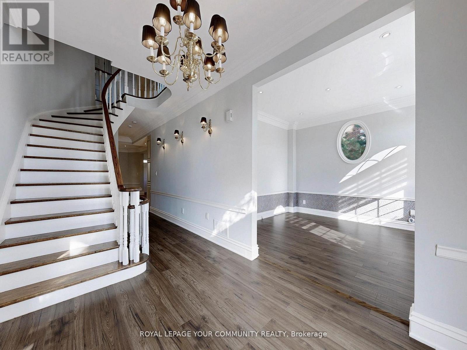 68 Regent Street, Richmond Hill (Mill Pond), Ontario  L4C 9C5 - Photo 26 - N12609328