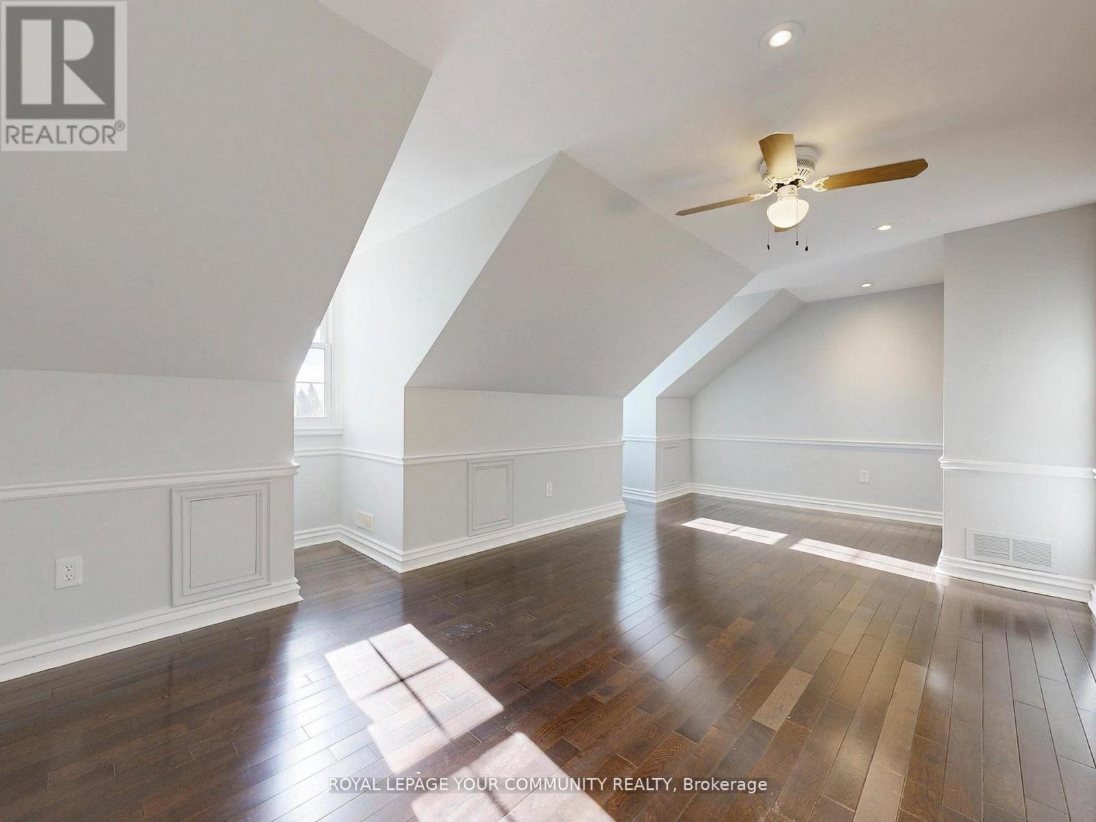 68 Regent Street, Richmond Hill (Mill Pond), Ontario  L4C 9C5 - Photo 38 - N12609328