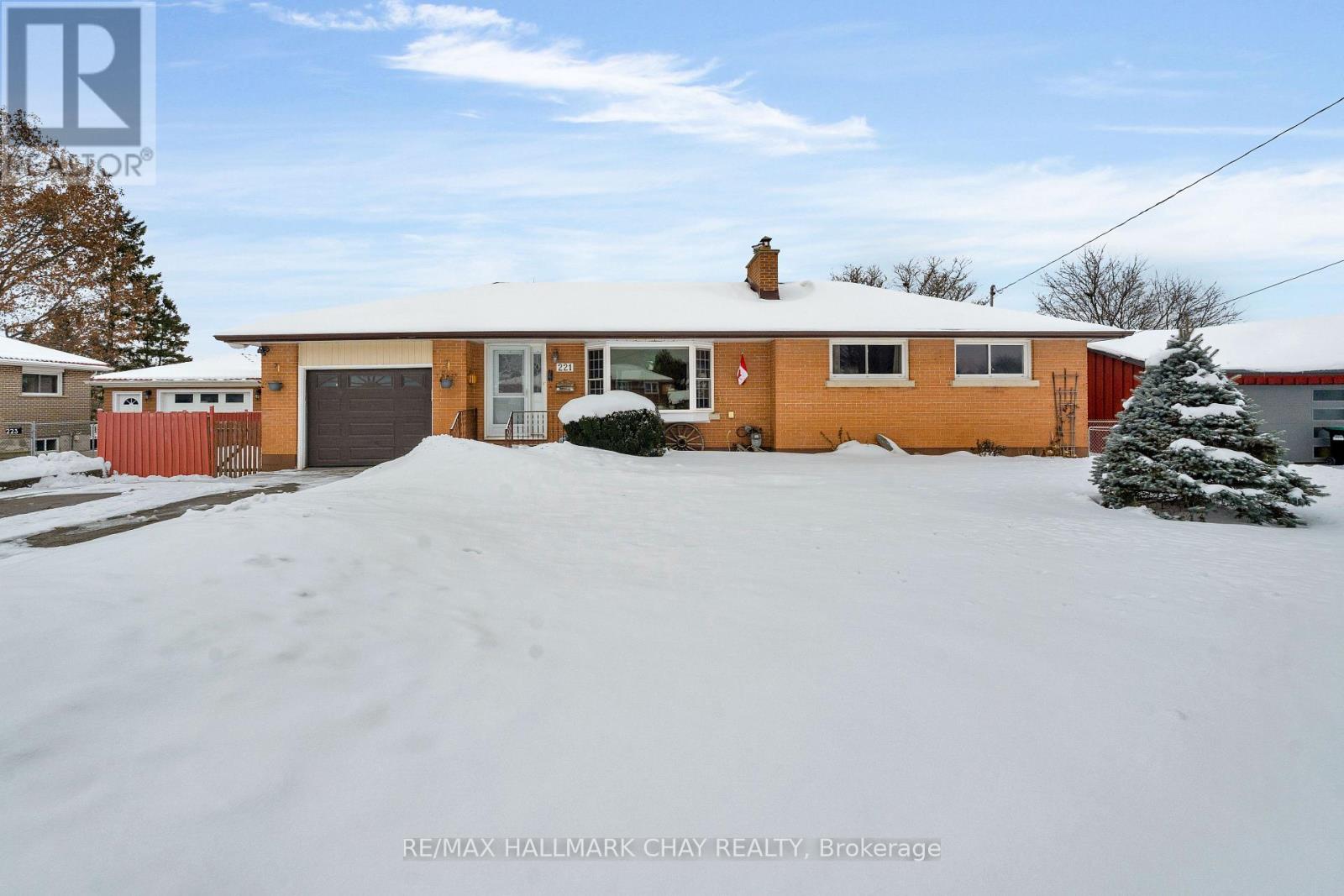 221 Warnica Road, Barrie (Painswick North), Ontario L4N 3Z2 - Photo 1 - S12609284