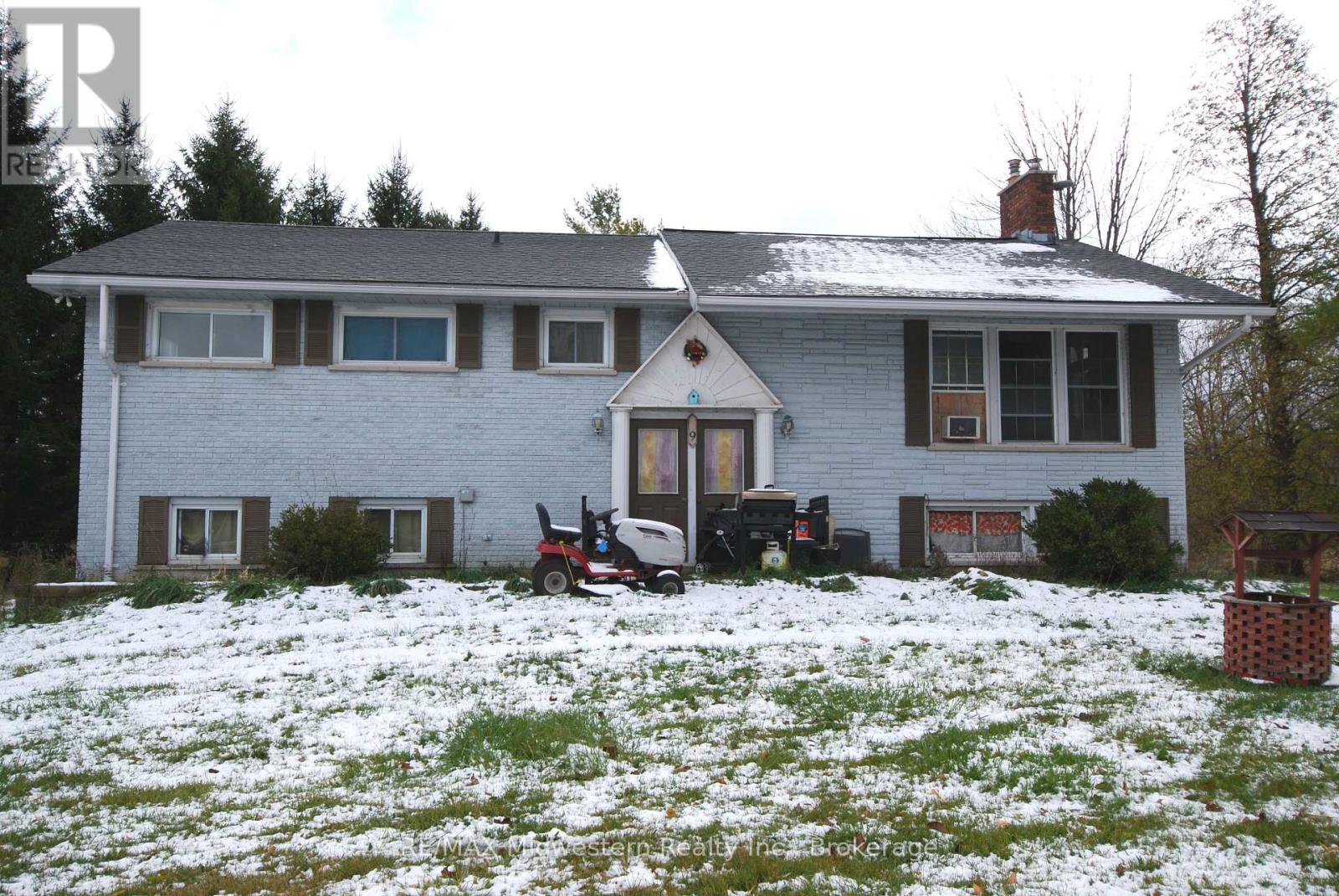 79 Elora Street N, Minto, Ontario  N0G 1M0 - Photo 2 - X12534232