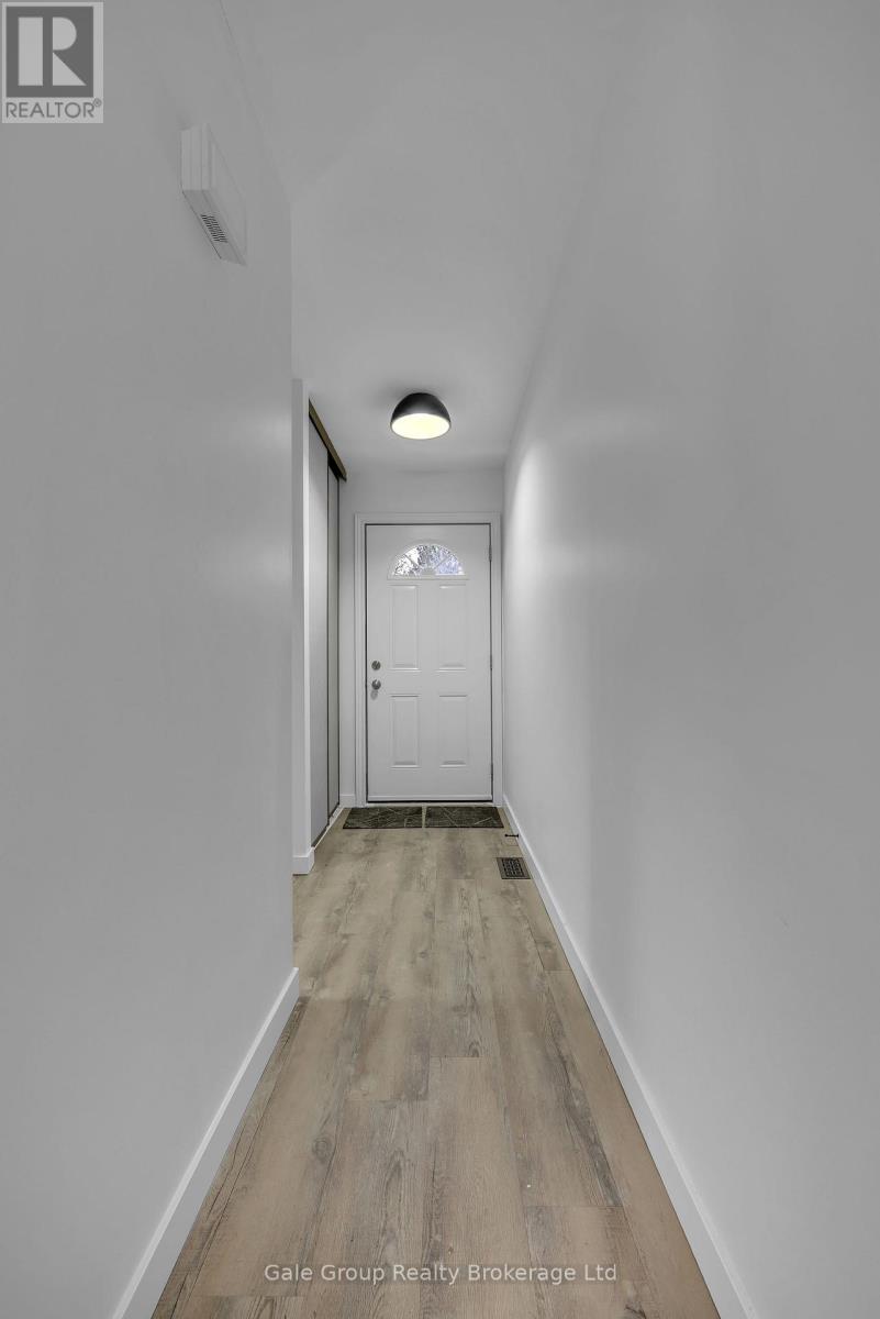 6 - 125 Bay Street, Woodstock, Ontario N4S 8H7 - Photo 2 - X12609380