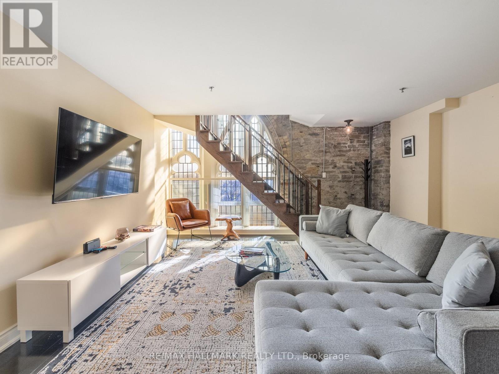 301 - 384 SUNNYSIDE AVENUE, Toronto, Ontario