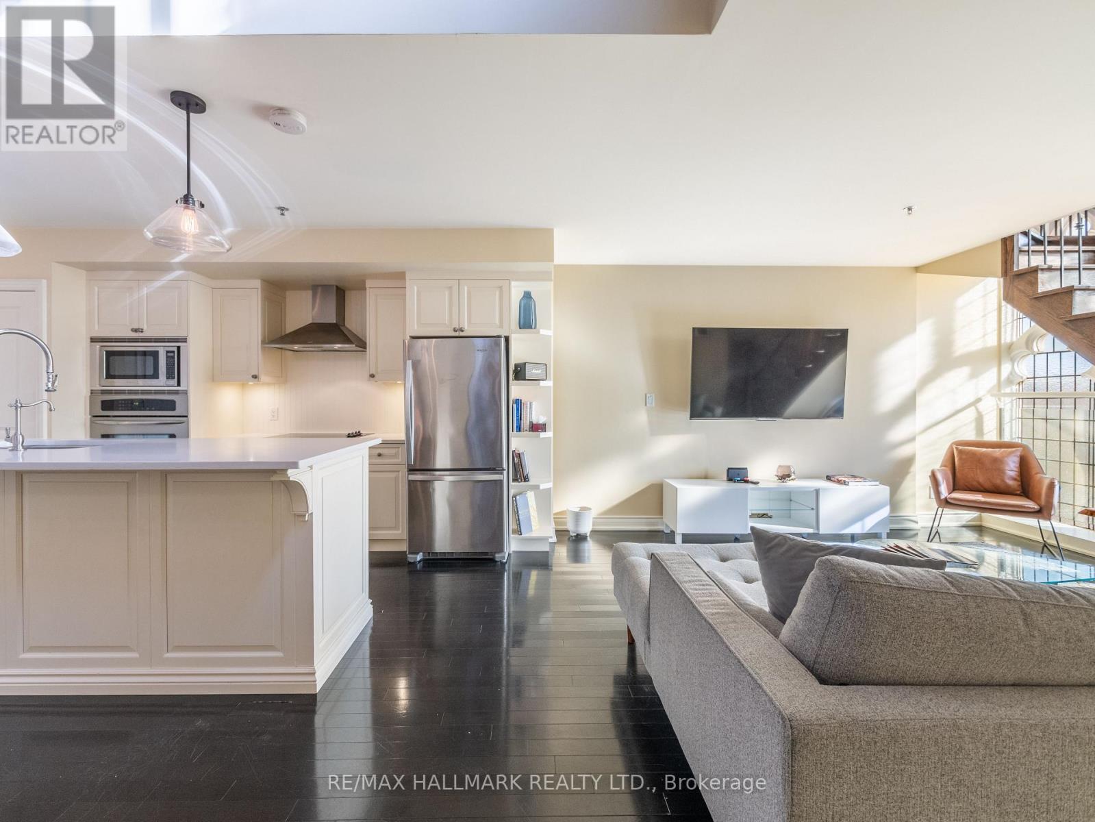 301 - 384 Sunnyside Avenue, Toronto (High Park-Swansea), Ontario  M6R 2S1 - Photo 21 - W12609240