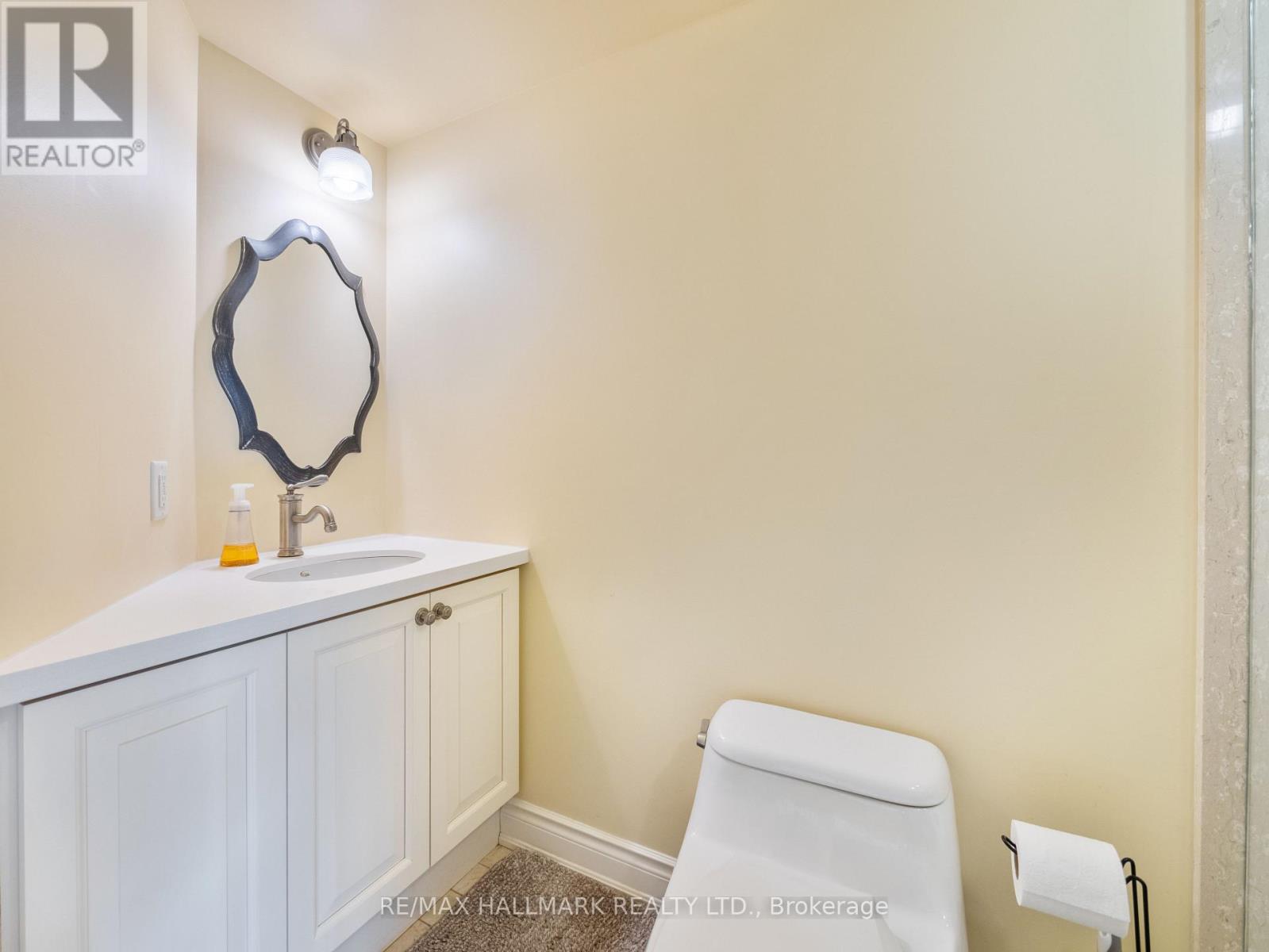 301 - 384 Sunnyside Avenue, Toronto (High Park-Swansea), Ontario  M6R 2S1 - Photo 49 - W12609240