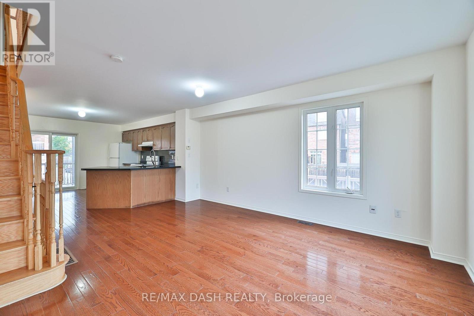 57 Ted Wray Circle, Toronto, Ontario  M3L 0G8 - Photo 20 - W12609250