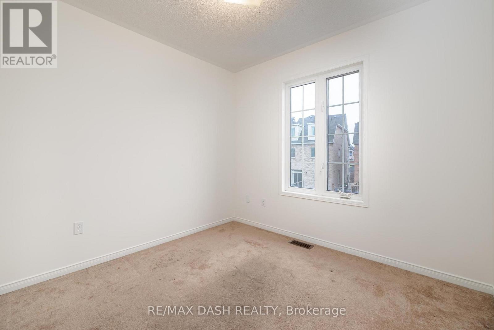 57 Ted Wray Circle, Toronto, Ontario  M3L 0G8 - Photo 36 - W12609250