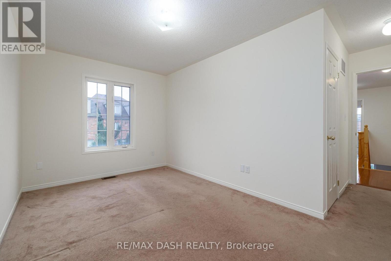 57 Ted Wray Circle, Toronto, Ontario  M3L 0G8 - Photo 40 - W12609250