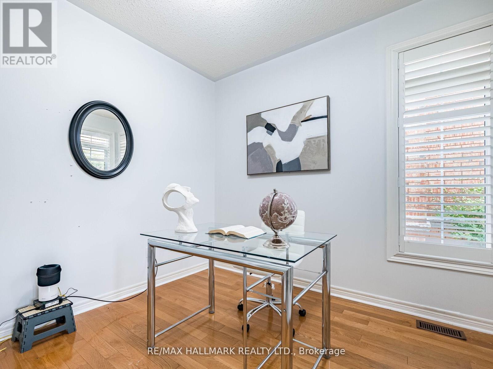 3099 Velmar Drive, Mississauga, Ontario  L5M 6W3 - Photo 16 - W12609272