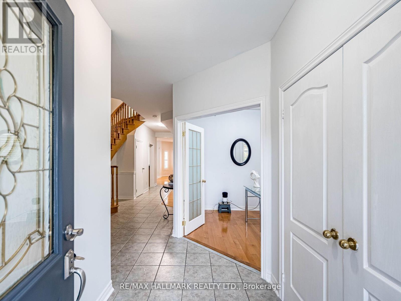 3099 Velmar Drive, Mississauga, Ontario  L5M 6W3 - Photo 9 - W12609272