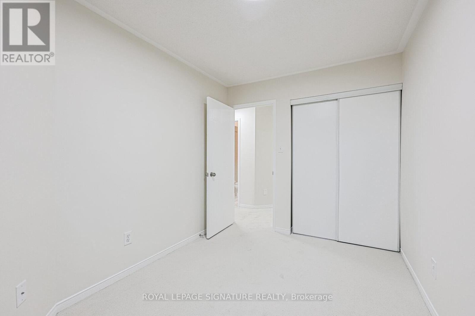 6 - 3 Pleasantview Avenue, Brampton (Brampton West), Ontario  L6X 5E8 - Photo 10 - W12609282