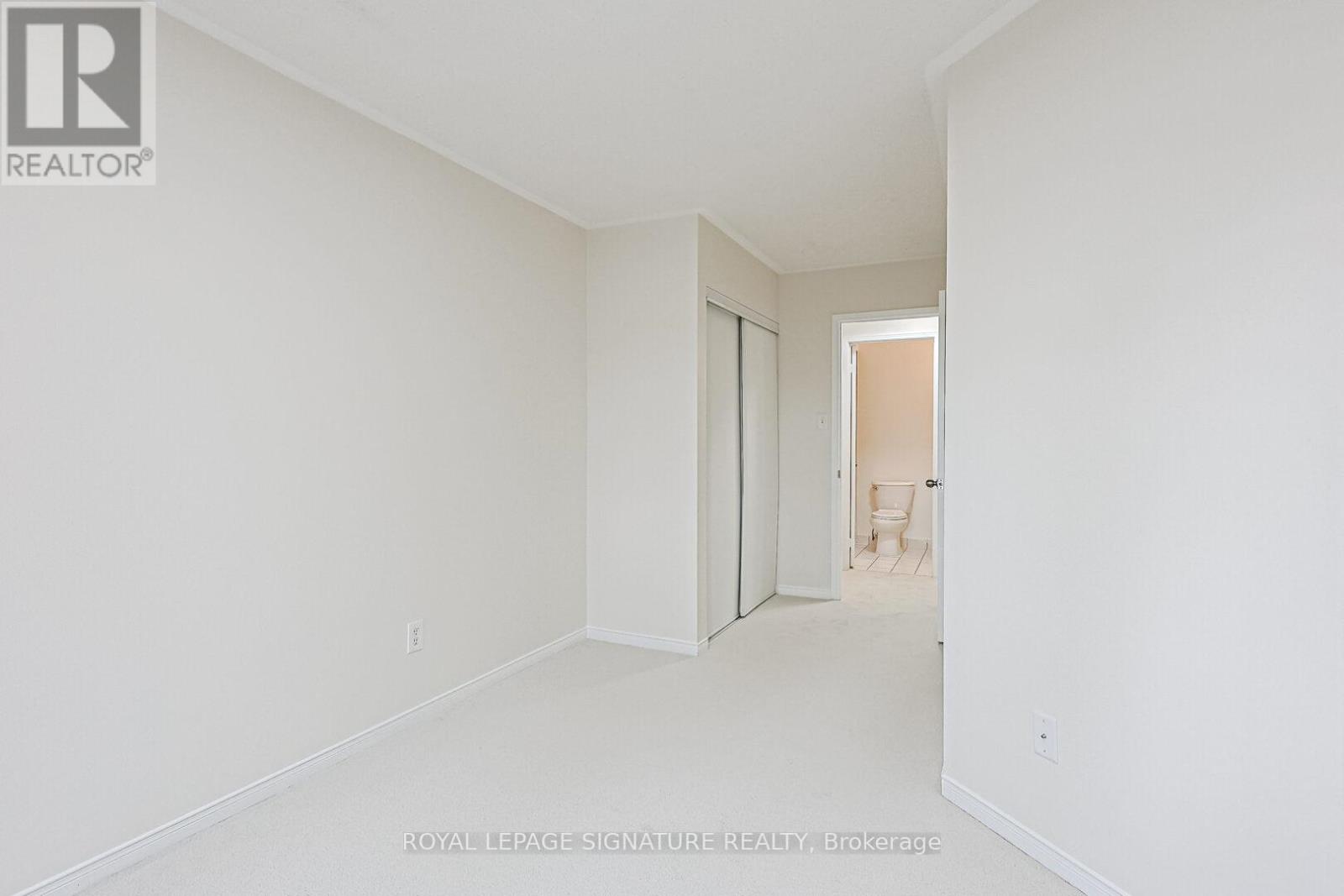 6 - 3 Pleasantview Avenue, Brampton (Brampton West), Ontario  L6X 5E8 - Photo 13 - W12609282