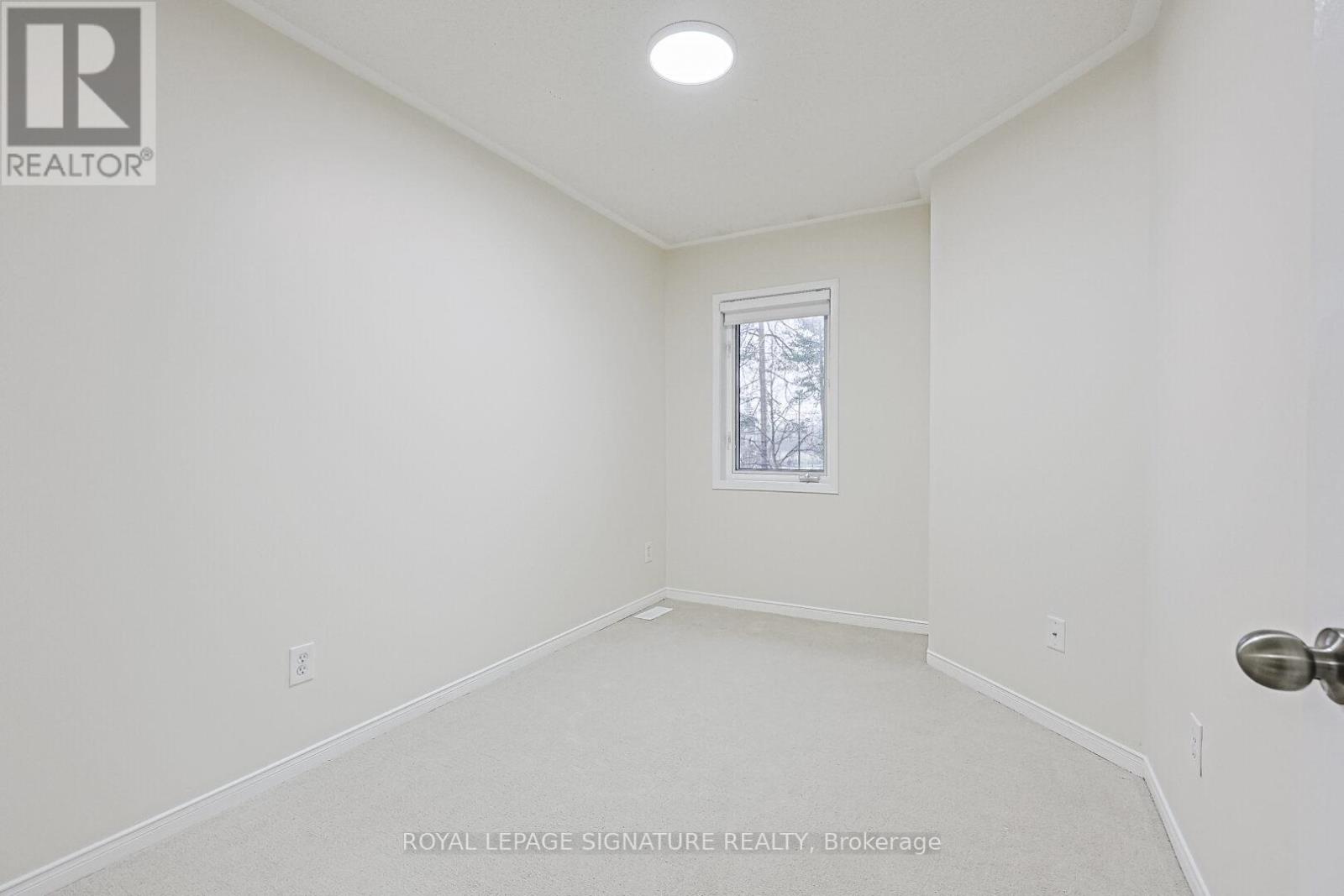 6 - 3 Pleasantview Avenue, Brampton (Brampton West), Ontario  L6X 5E8 - Photo 9 - W12609282