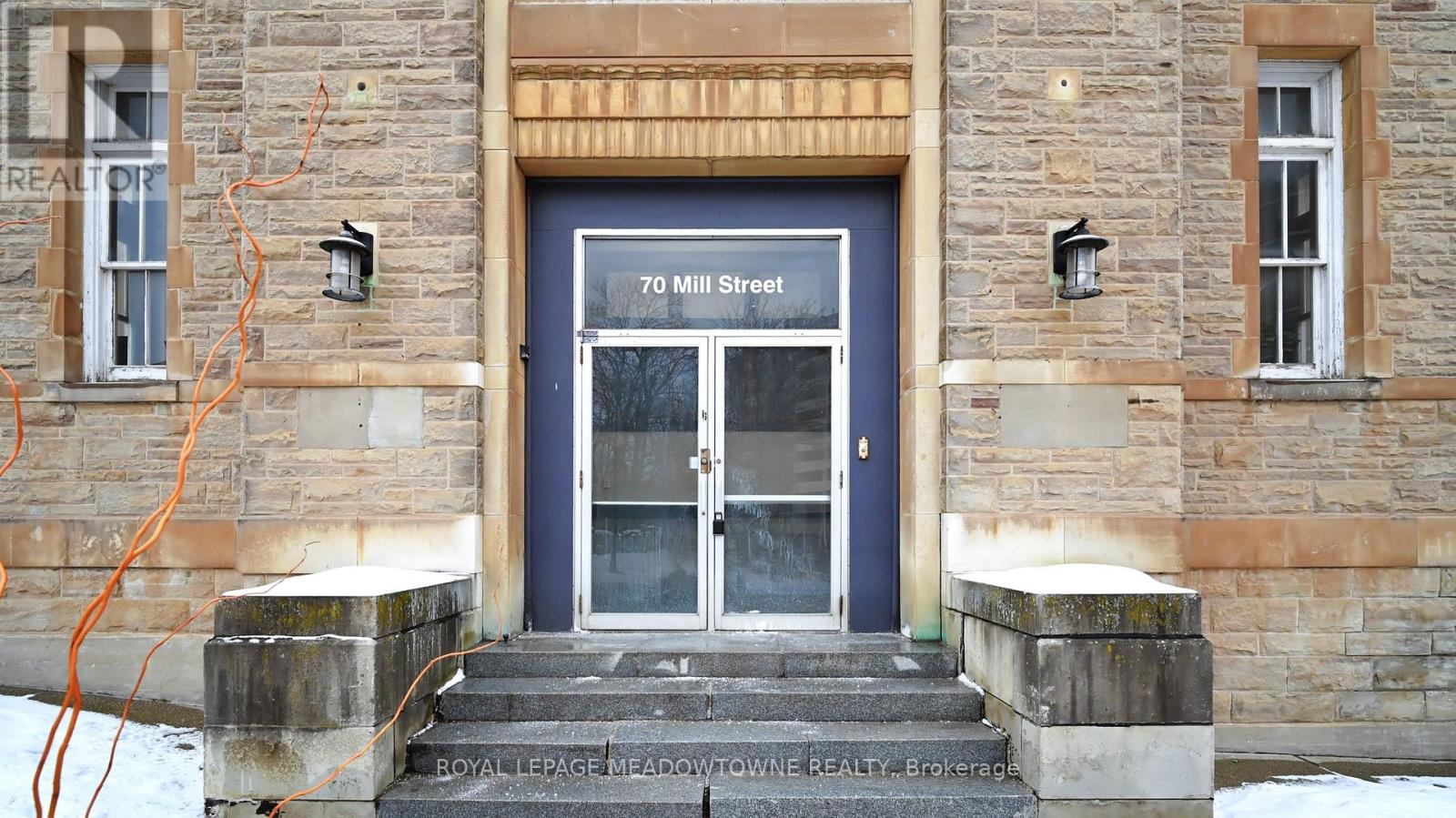 10 - 70 MILL STREET, Halton Hills, Ontario