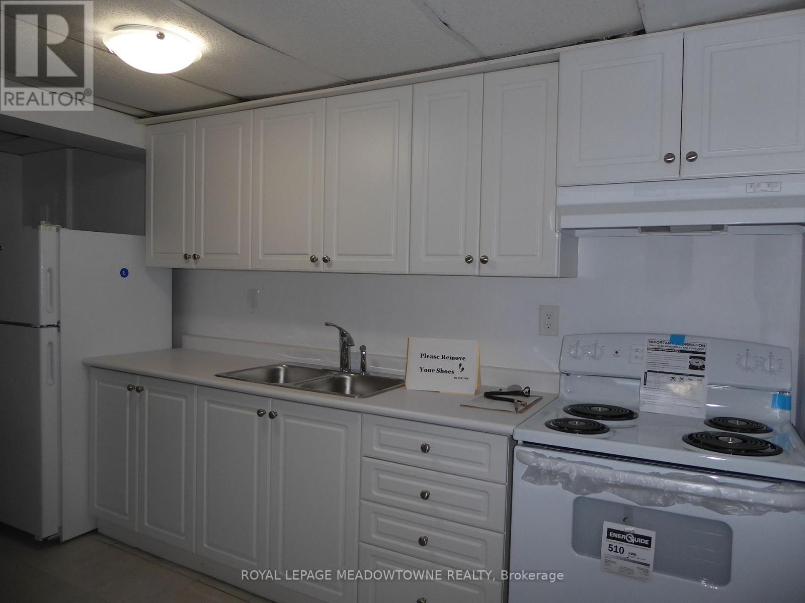 10 - 70 Mill Street, Halton Hills, Ontario  L7G 2C9 - Photo 6 - W12609318