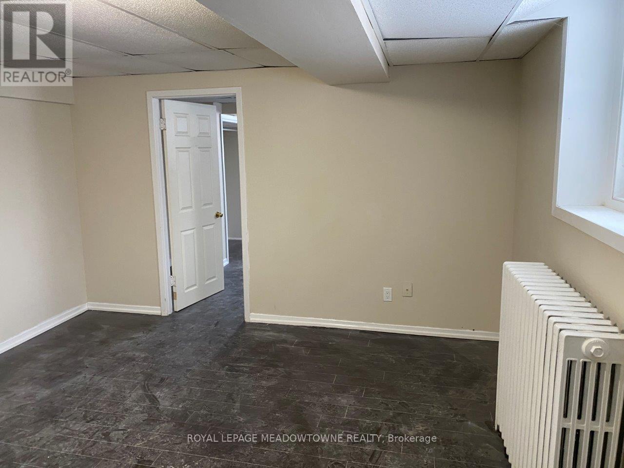 10 - 70 Mill Street, Halton Hills, Ontario  L7G 2C9 - Photo 9 - W12609318