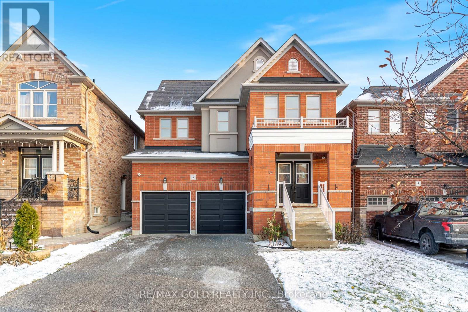 7 GARDENBROOKE TRAIL, Brampton, Ontario