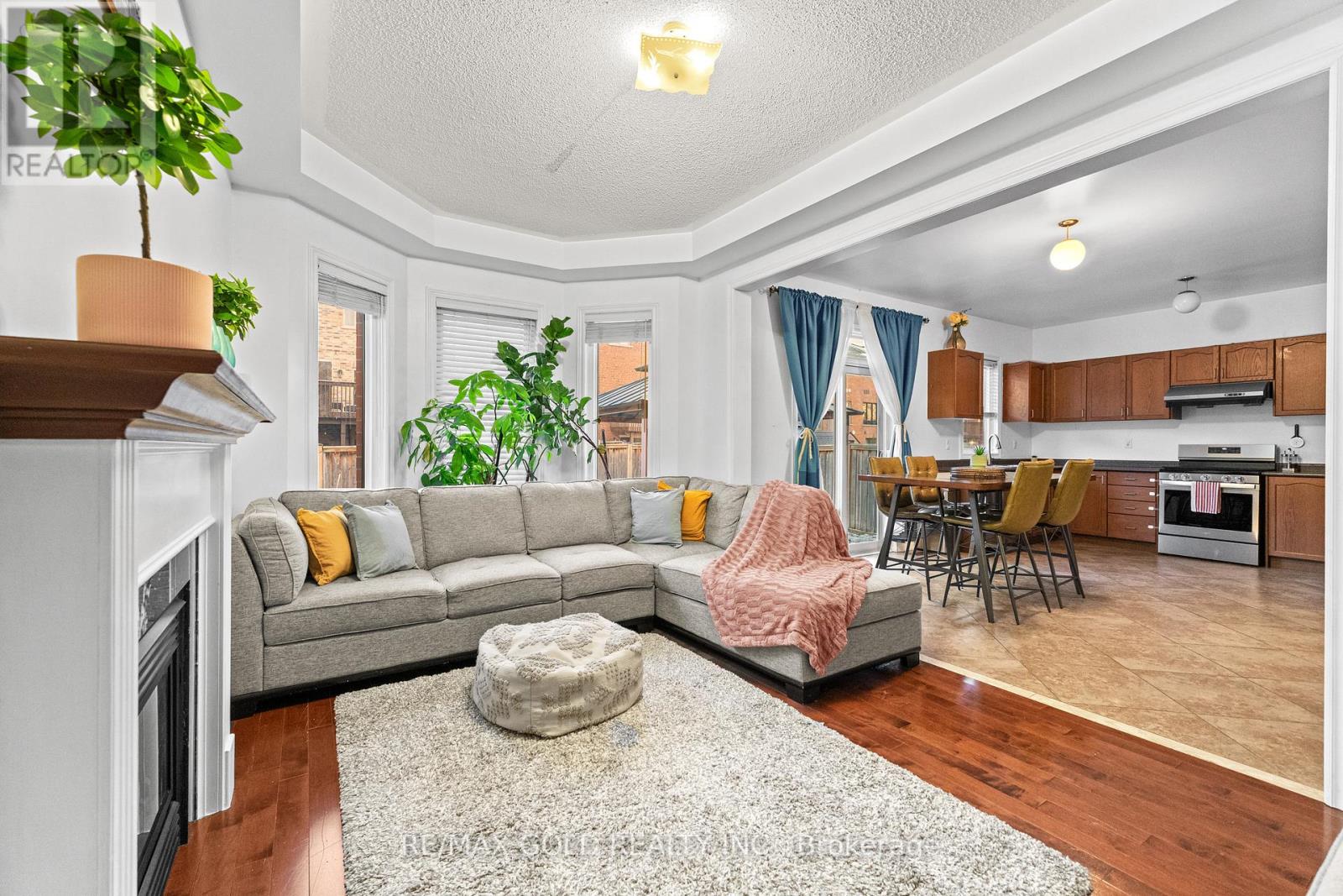 7 Gardenbrooke Trail, Brampton, Ontario  L6P 3L1 - Photo 17 - W12609336