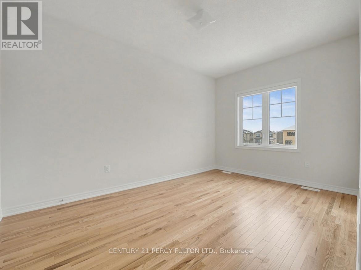 396 Kennedy Circle W, Milton (Cb Cobban), Ontario  L9E 2C6 - Photo 14 - W12609358