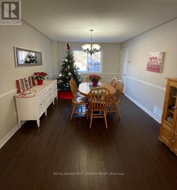 26 Kenwell Crescent, Barrie, Ontario  L4N 0A4 - Photo 7 - S12486307