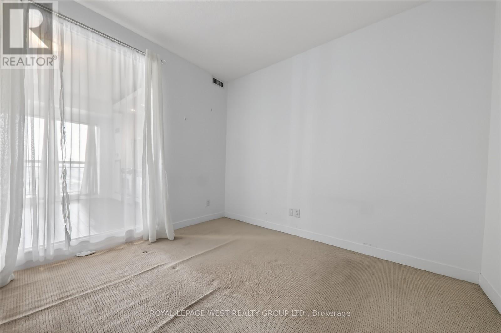 2431 - 165 Legion Road N, Toronto, Ontario  M8Y 0B3 - Photo 15 - W12598714