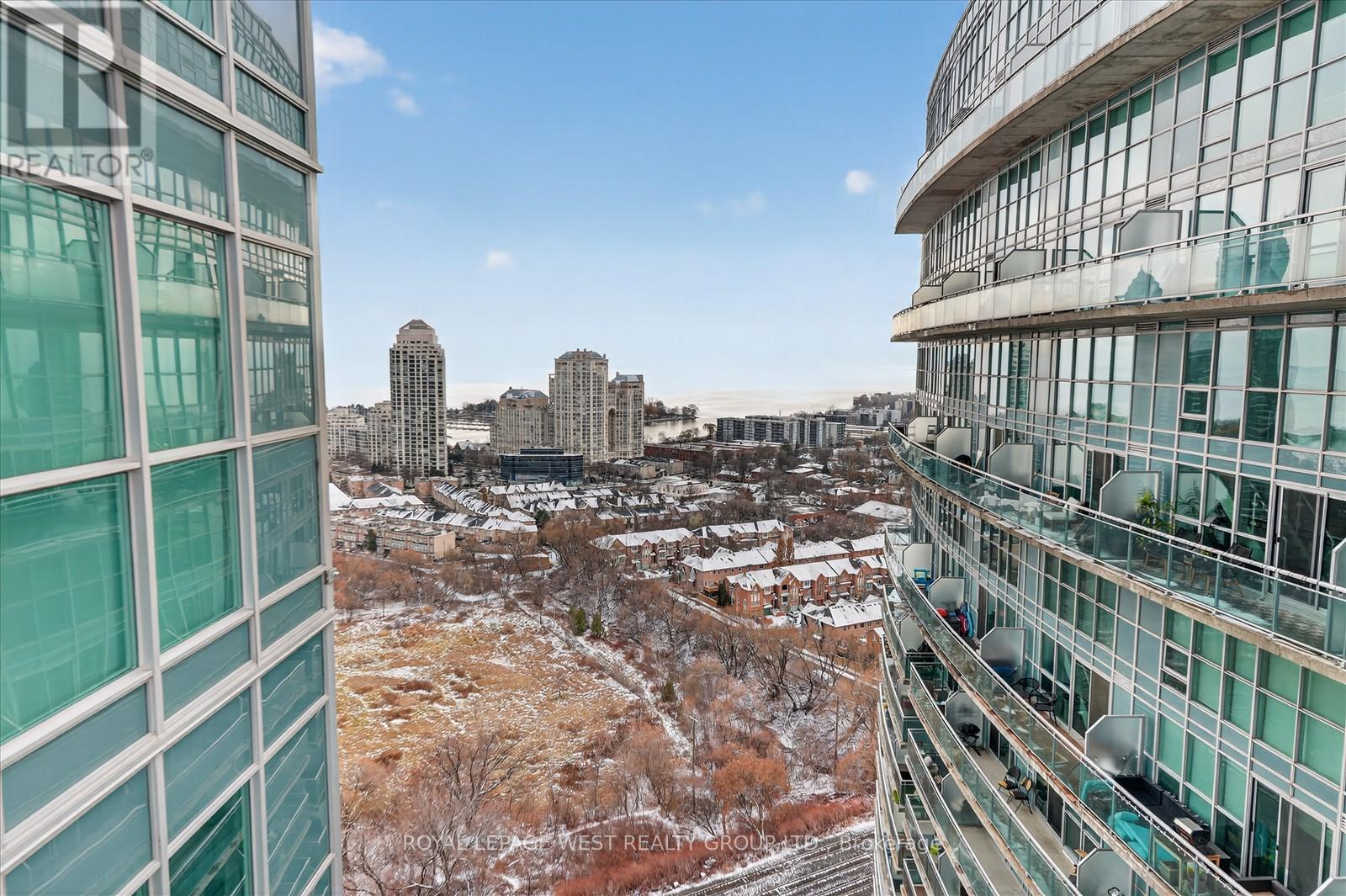 2431 - 165 Legion Road N, Toronto, Ontario  M8Y 0B3 - Photo 22 - W12598714