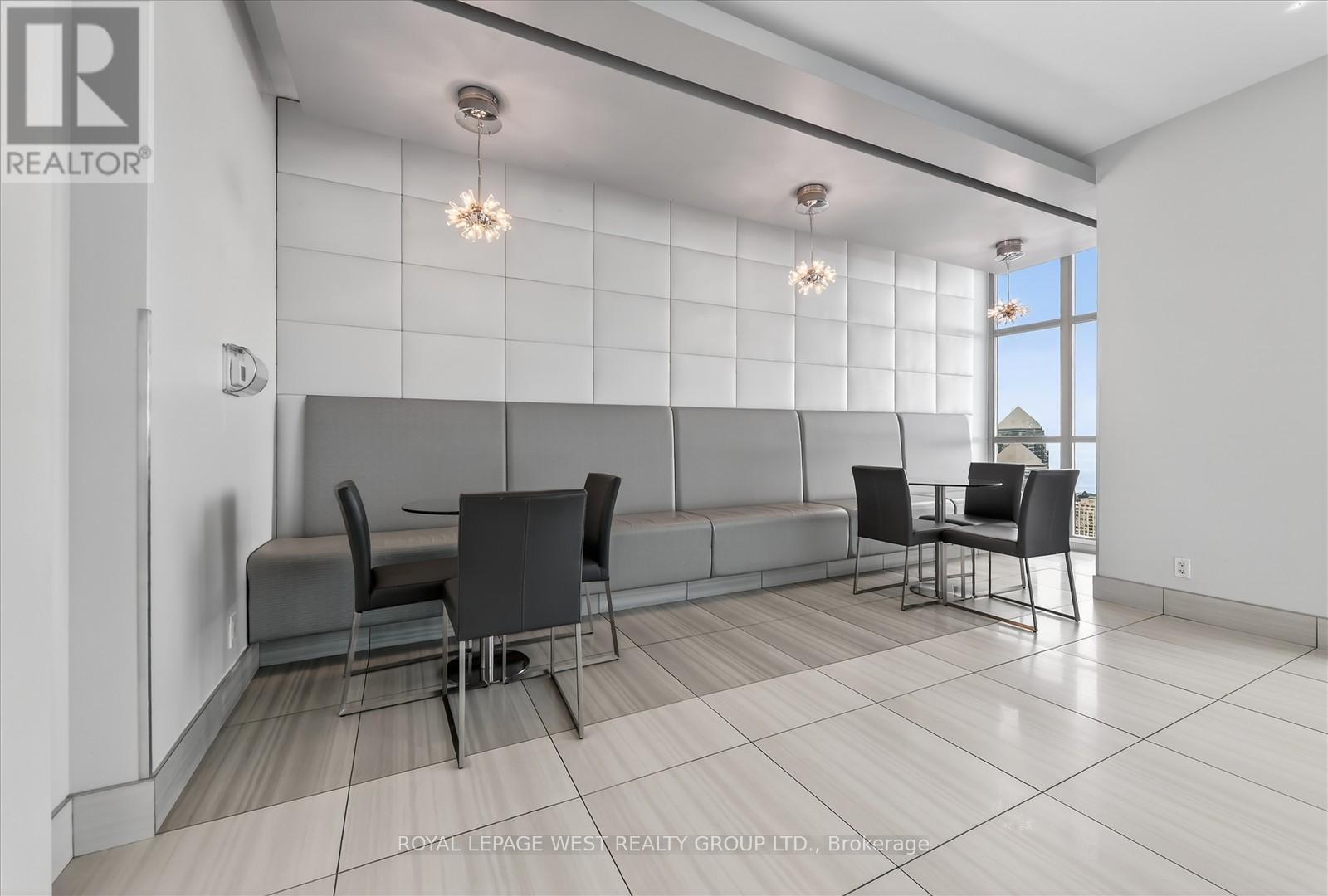 2431 - 165 Legion Road N, Toronto, Ontario  M8Y 0B3 - Photo 23 - W12598714