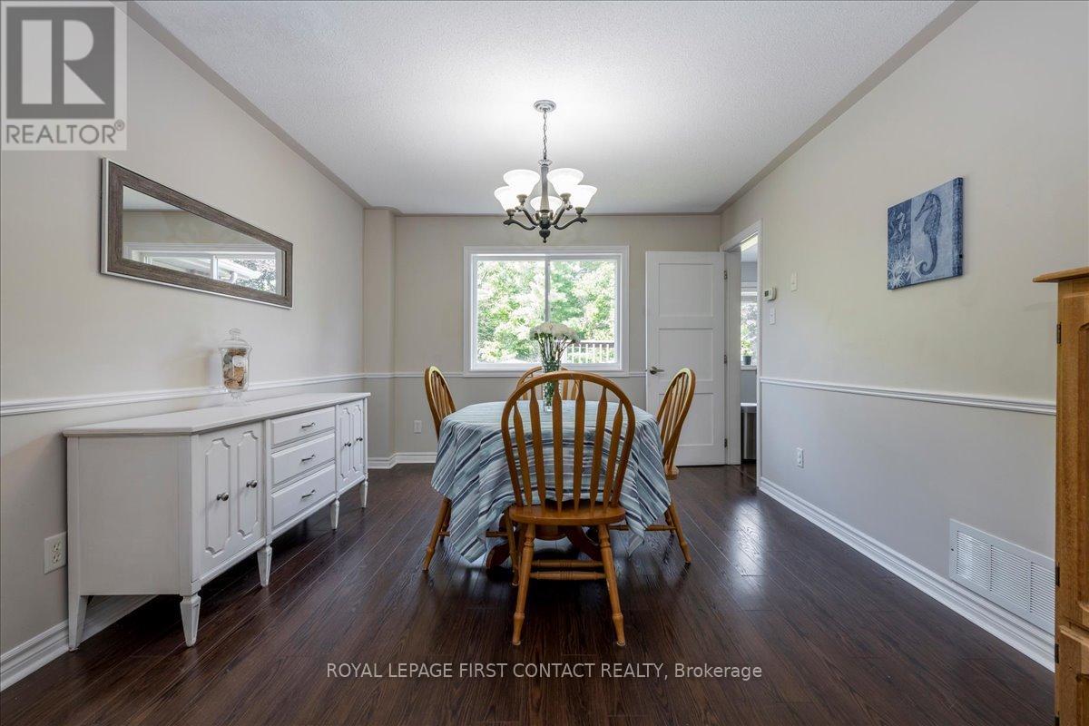 26 Kenwell Crescent, Barrie, Ontario  L4N 0A4 - Photo 8 - S12486307