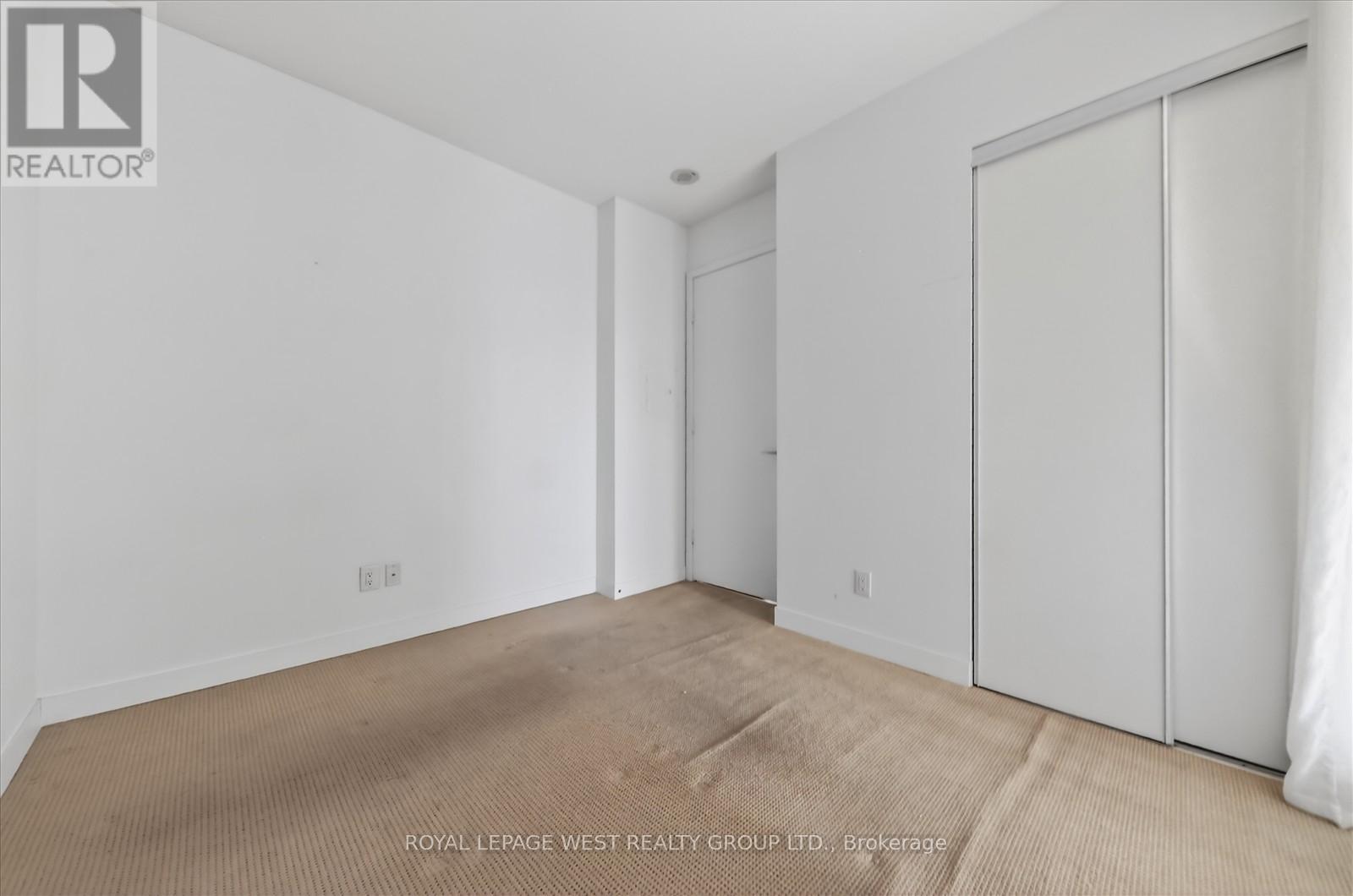 2431 - 165 Legion Road N, Toronto, Ontario  M8Y 0B3 - Photo 17 - W12598714