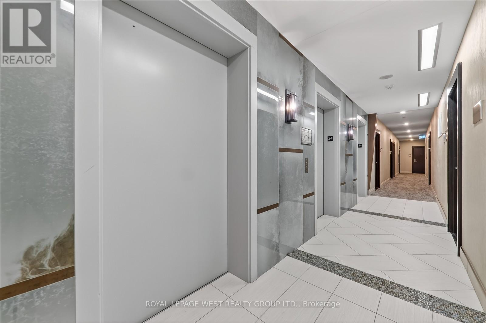 2431 - 165 Legion Road N, Toronto, Ontario  M8Y 0B3 - Photo 5 - W12598714