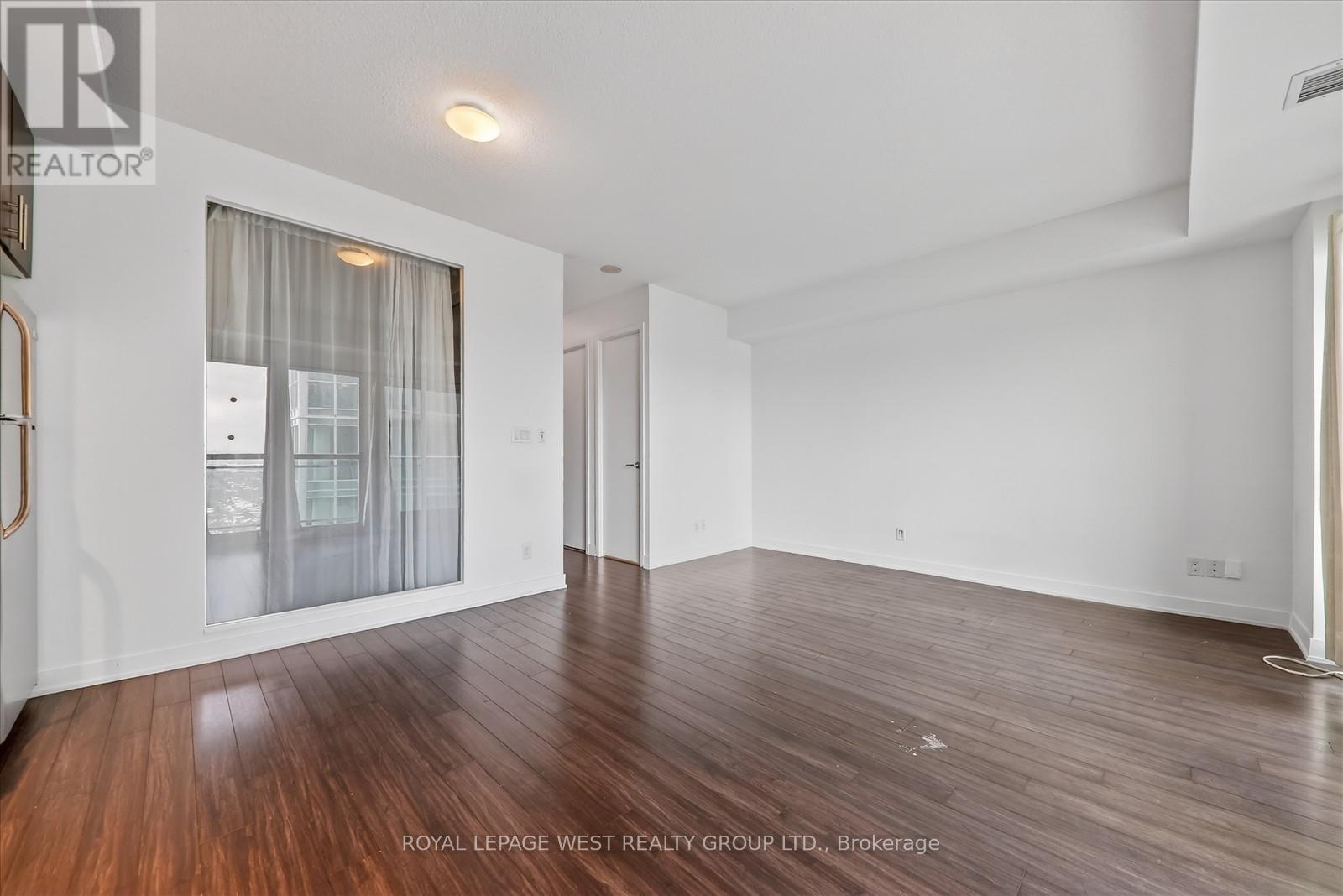 2431 - 165 Legion Road N, Toronto, Ontario  M8Y 0B3 - Photo 10 - W12598714