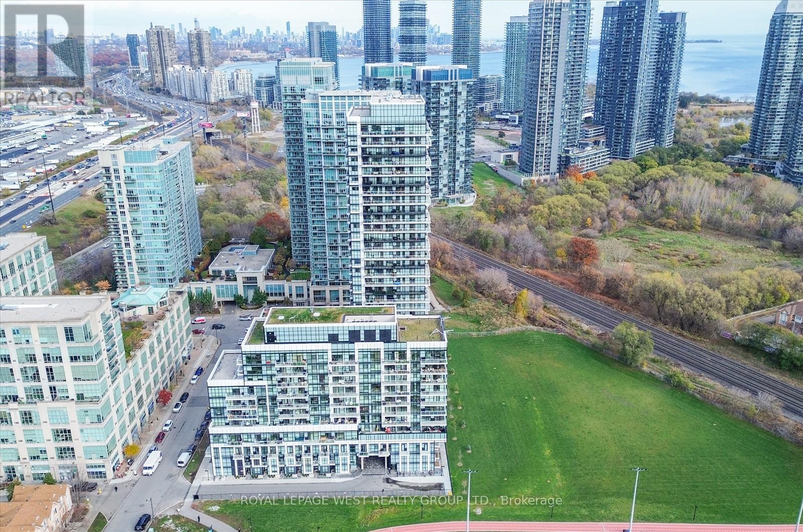 2431 - 165 Legion Road N, Toronto, Ontario  M8Y 0B3 - Photo 39 - W12598714