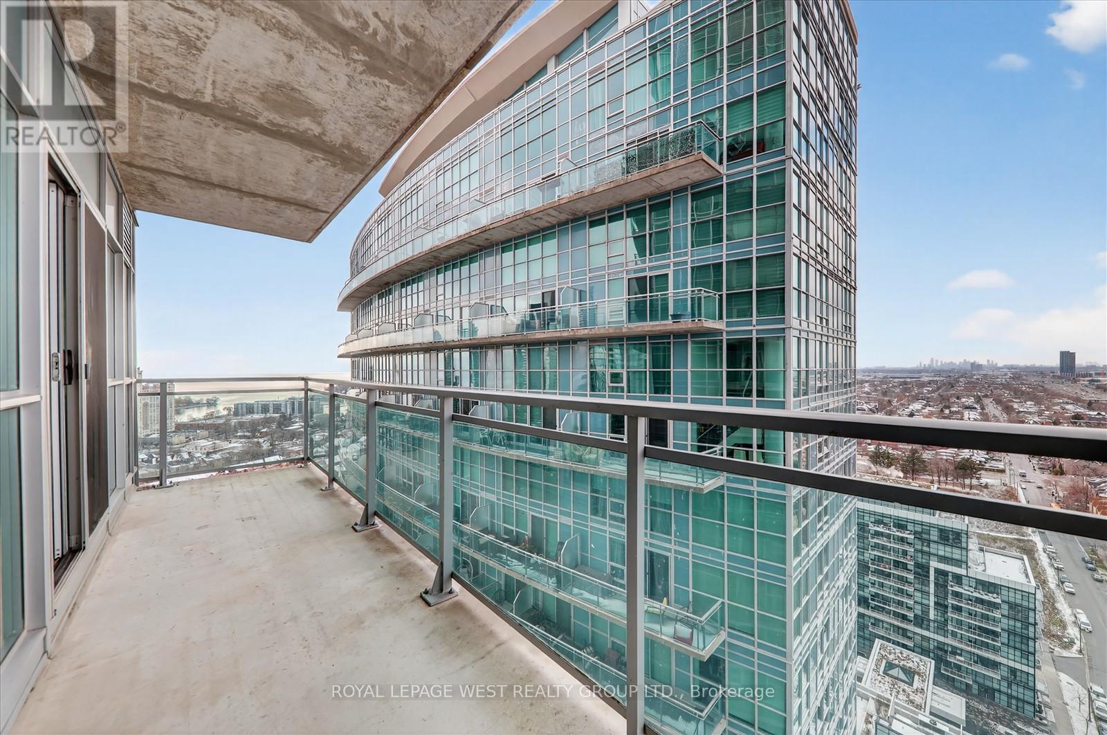 2431 - 165 Legion Road N, Toronto, Ontario  M8Y 0B3 - Photo 20 - W12598714